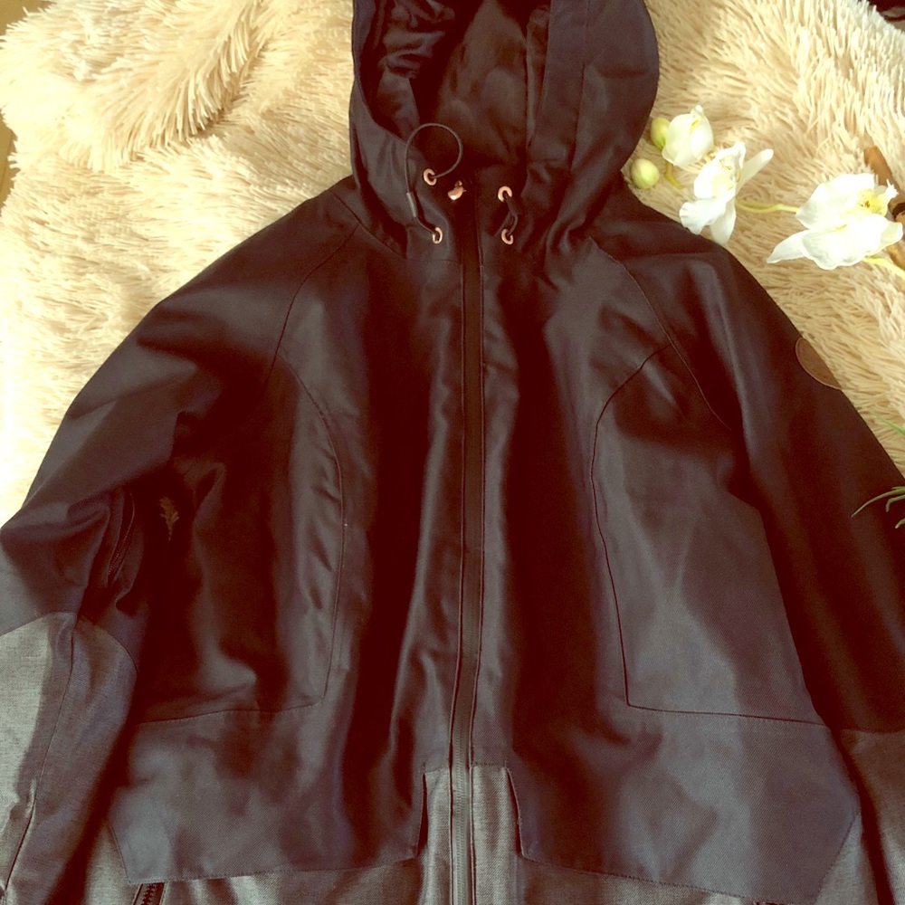 Incredible quality soft shell jacket